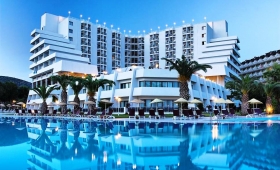 Снимка на Хотел " Vista Hill Cande " 5*****